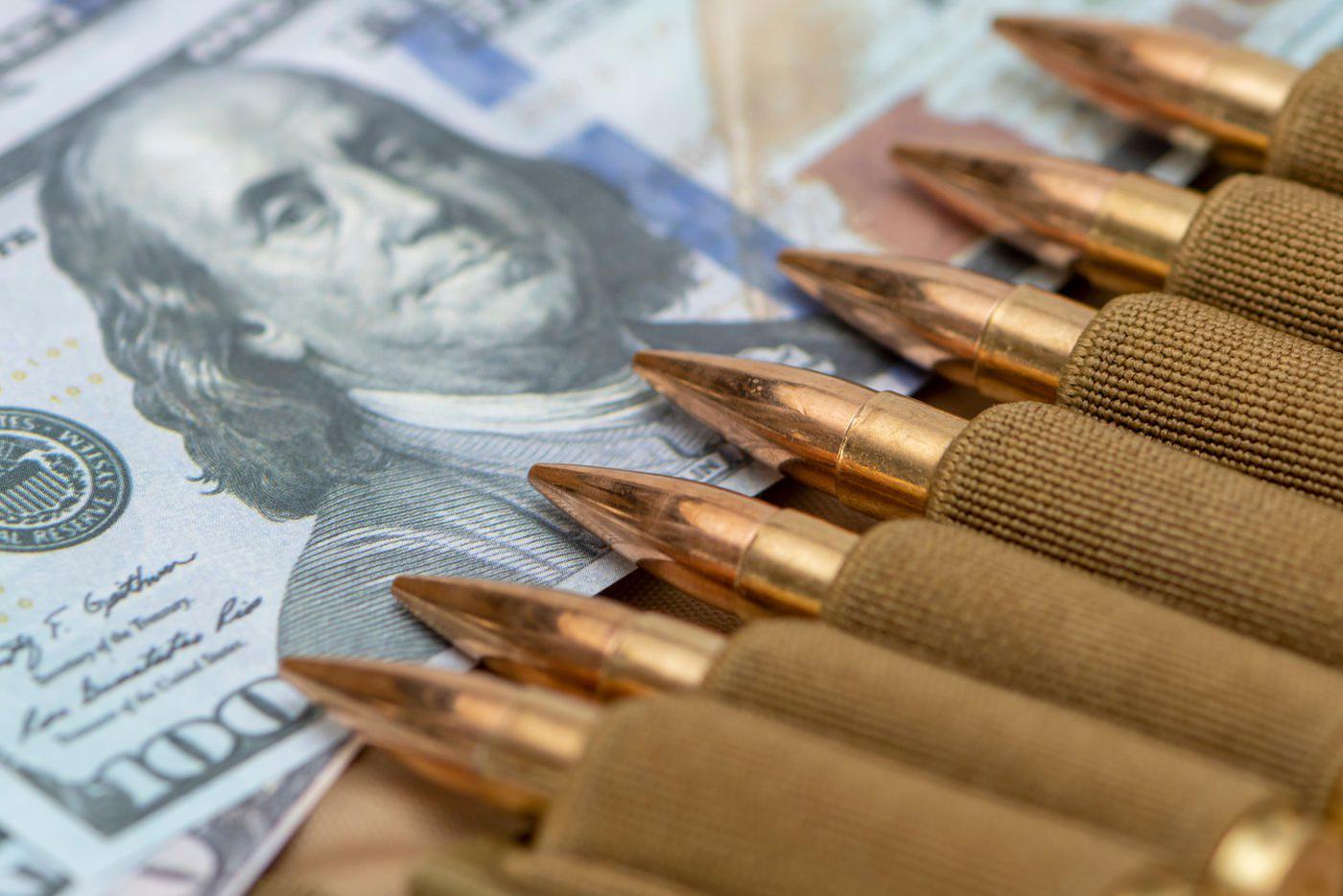 Почему США остановили военную помощь Украине