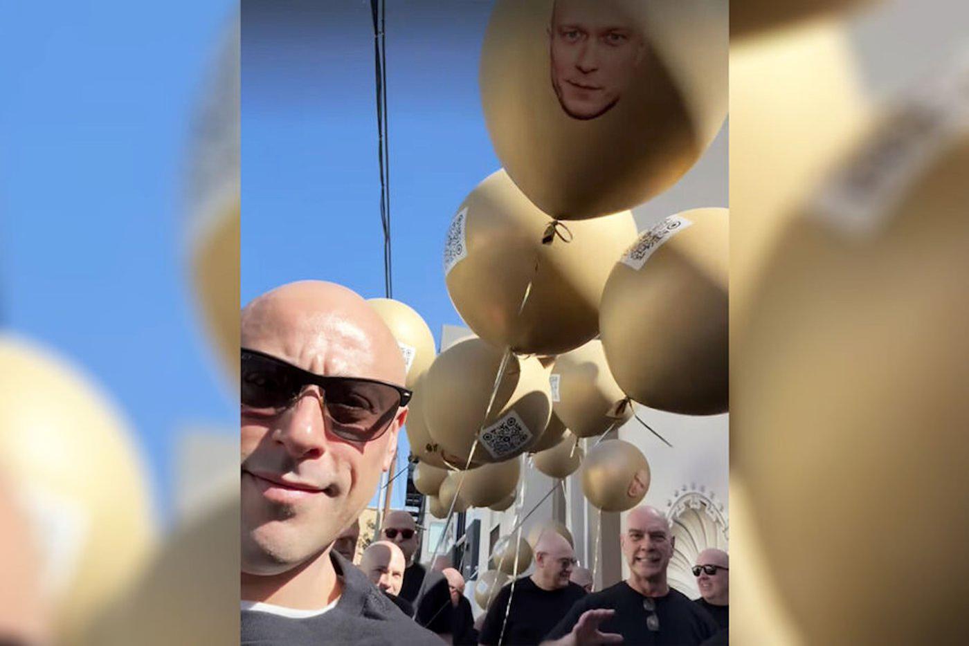 Юра Борисов вдохновляет: в его честь создали картину из попкорна и устроили парад лысых