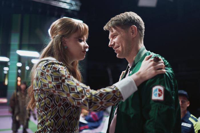 После загробного МФЦ не страшно отправиться даже в ад: разбираем комедию "Дорогая, я больше не перезвоню"