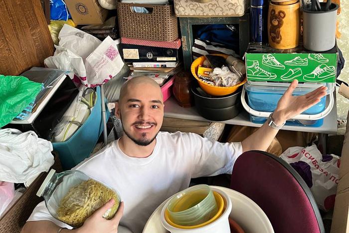 Их хлам помог животным из приюта и погорельцам: в Сети завирусился сериал о переезде из Саратова в Москву