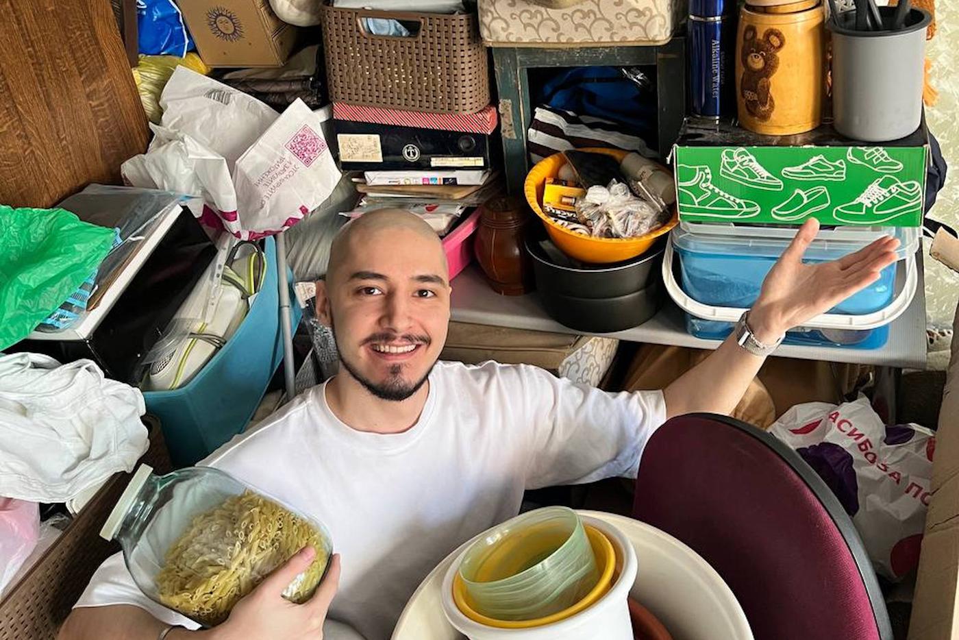 Их хлам помог животным из приюта и погорельцам: в Сети завирусился сериал о переезде из Саратова в Москву