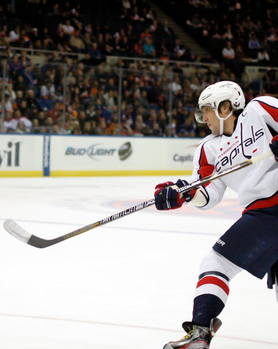 Александр Овечкин стал ещё ближе к рекорду Гретцки