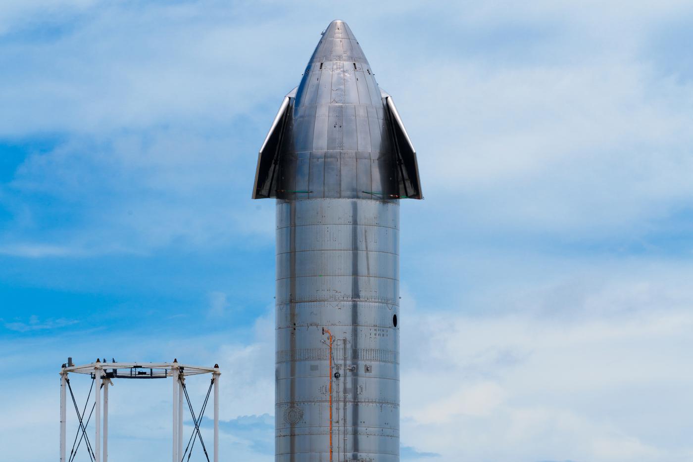 SpaceX потеряла корабль Starship во время тестового полёта