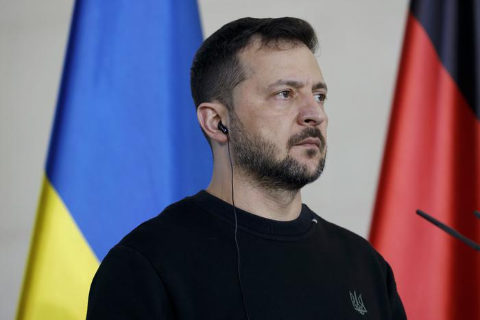 Президент Украины Владимир Зеленский работает над восстановлением отношений с США