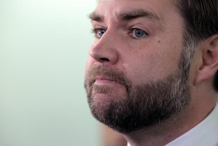 СМИ: брат вице-президента США воевал за украинских боевиков