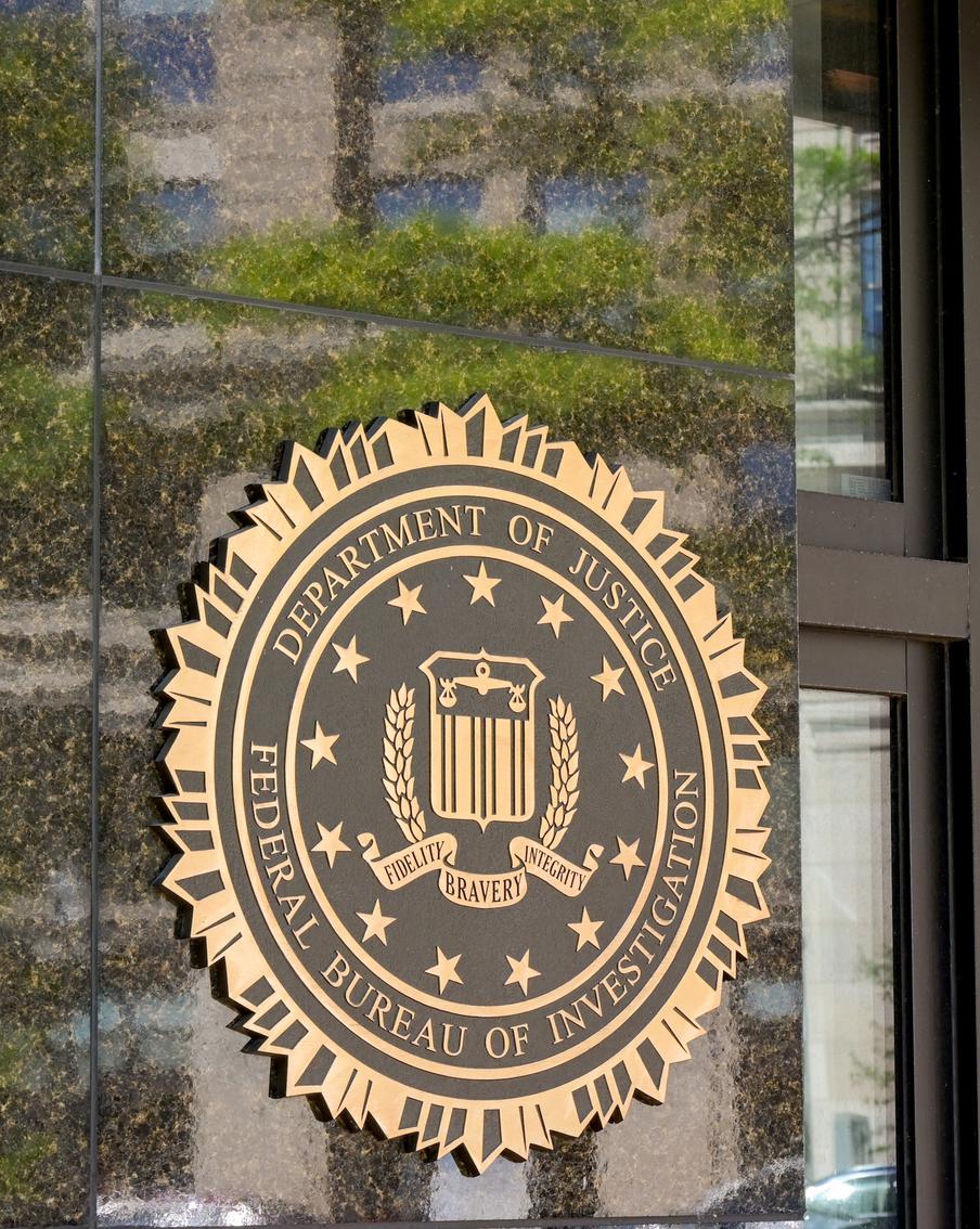 Кого ФБР добавила в свой список самых разыскиваемых преступников в мире