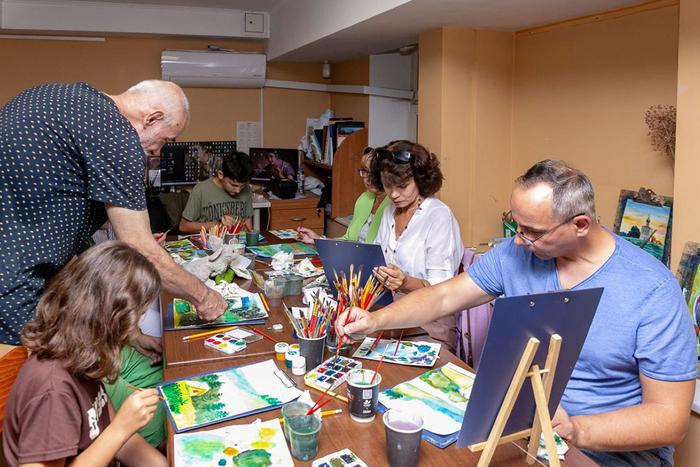 Пройдём квест и поговорим о Тургеневе на французском: как провести досуг в Москве 11 марта