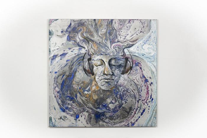 Как выглядит подушка студента перед экзаменом, можно узнать на выставке "Ускользающий сон"