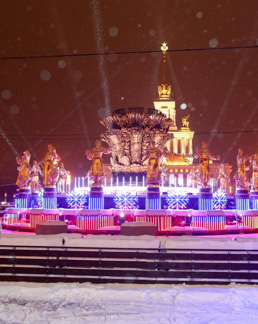 Более 500 тысяч человек посетили каток на ВДНХ за прошедший зимний сезон