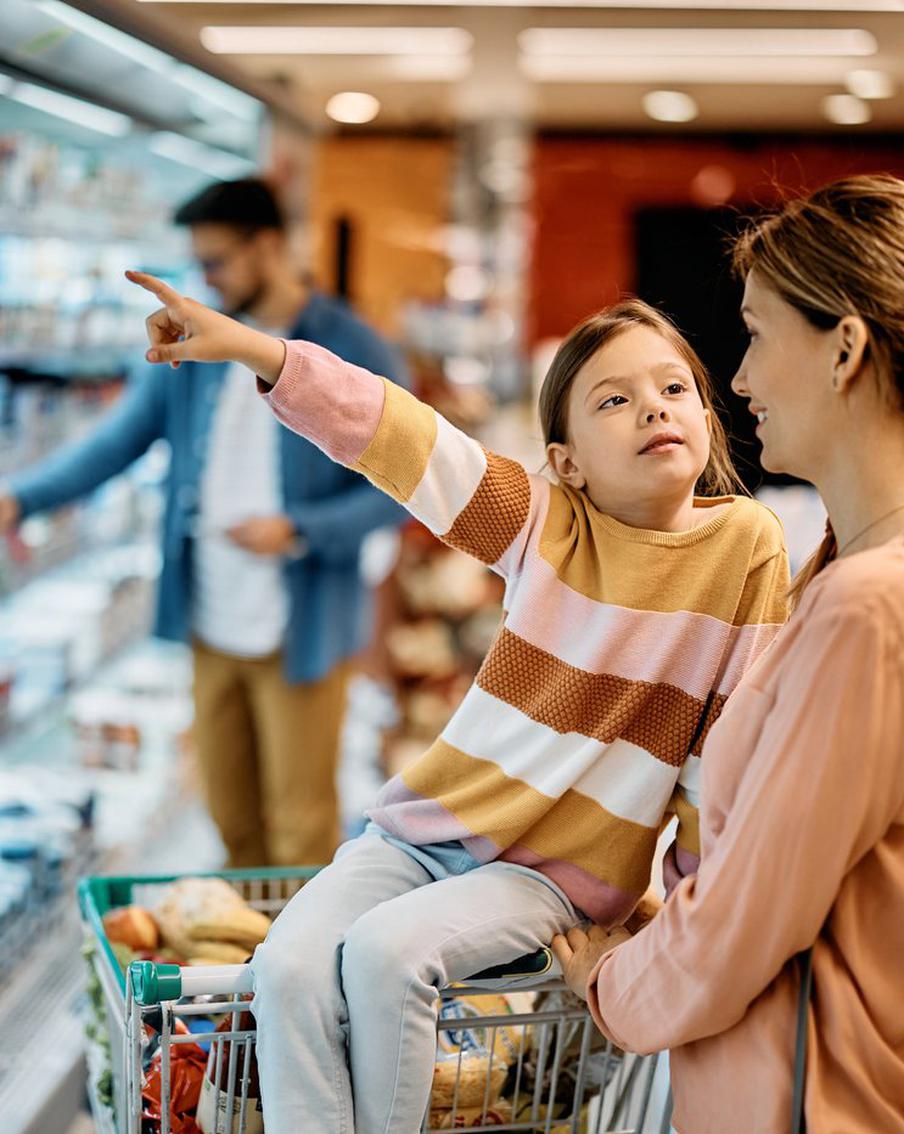 Как поступить, если ваш ребёнок не хочет есть ничего, кроме пиццы и бургеров