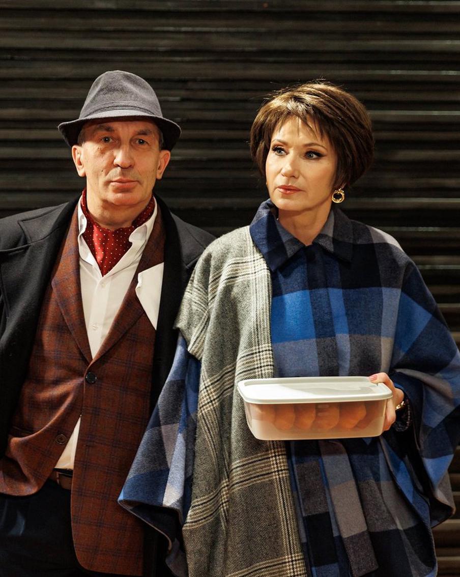 Фейковые родственники тоже умеют доставлять неприятности: в прокат выходит фильм про психа-манипулятора, решившего поиграть в семью