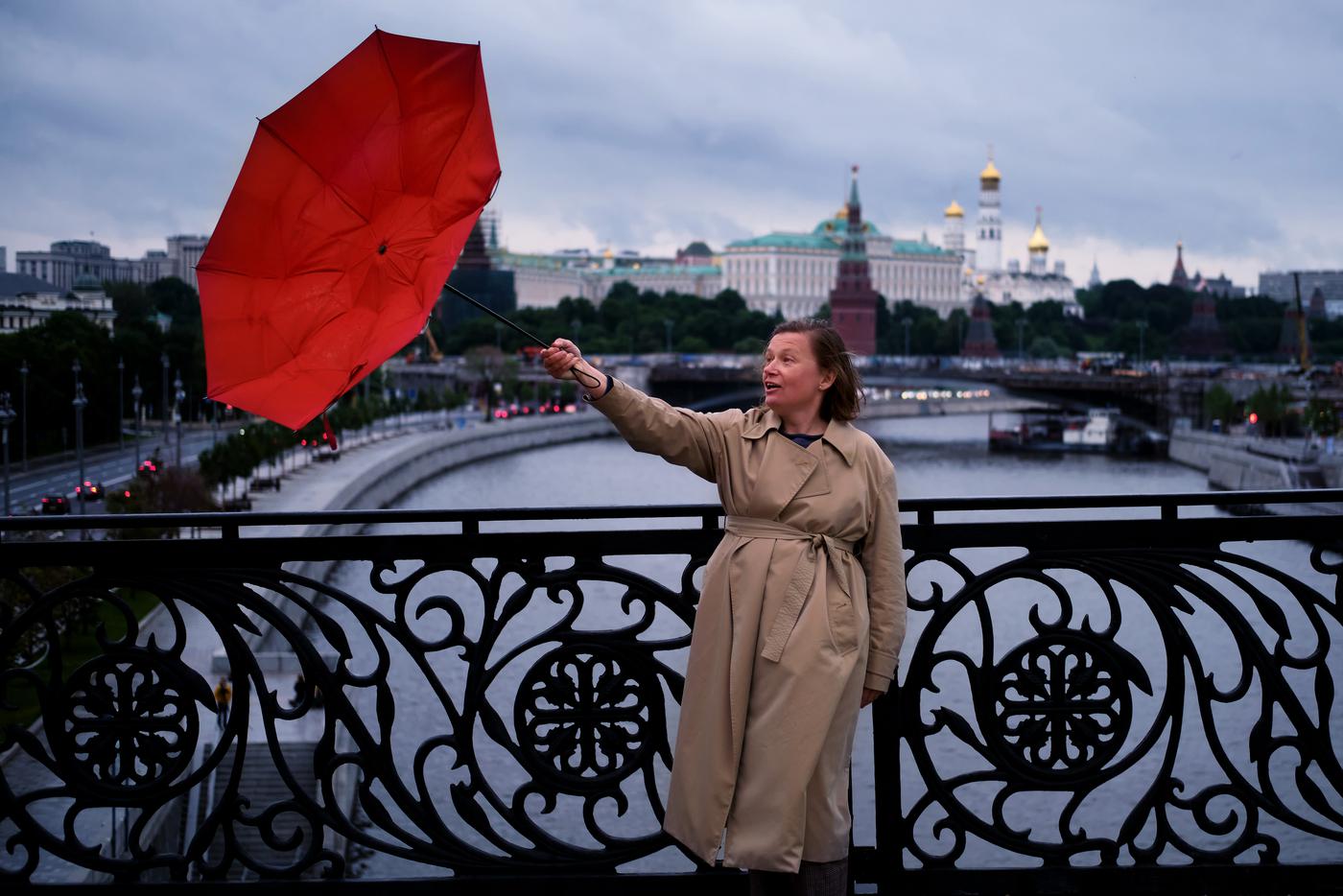 Москвичей предупреждают о девятибалльном шторме 14 марта
