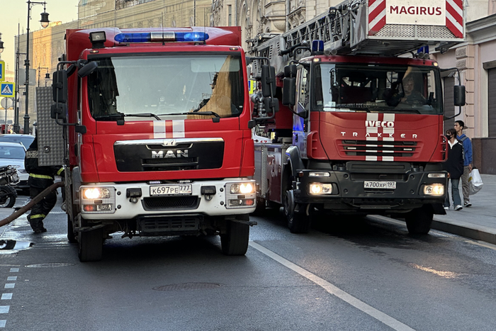 На ТЭЦ-16 ликвидировано возгорание на кровле здания, выведенного из эксплуатации для проведения ремонтных работ