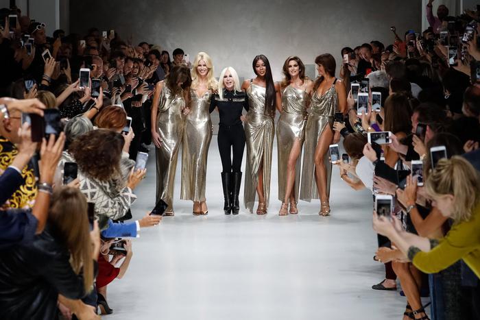 Демна Гвасалия стал креативным директором Gucci, а Донателла Версаче покинула Versace: что происходило в мире моды и красоты на этой неделе