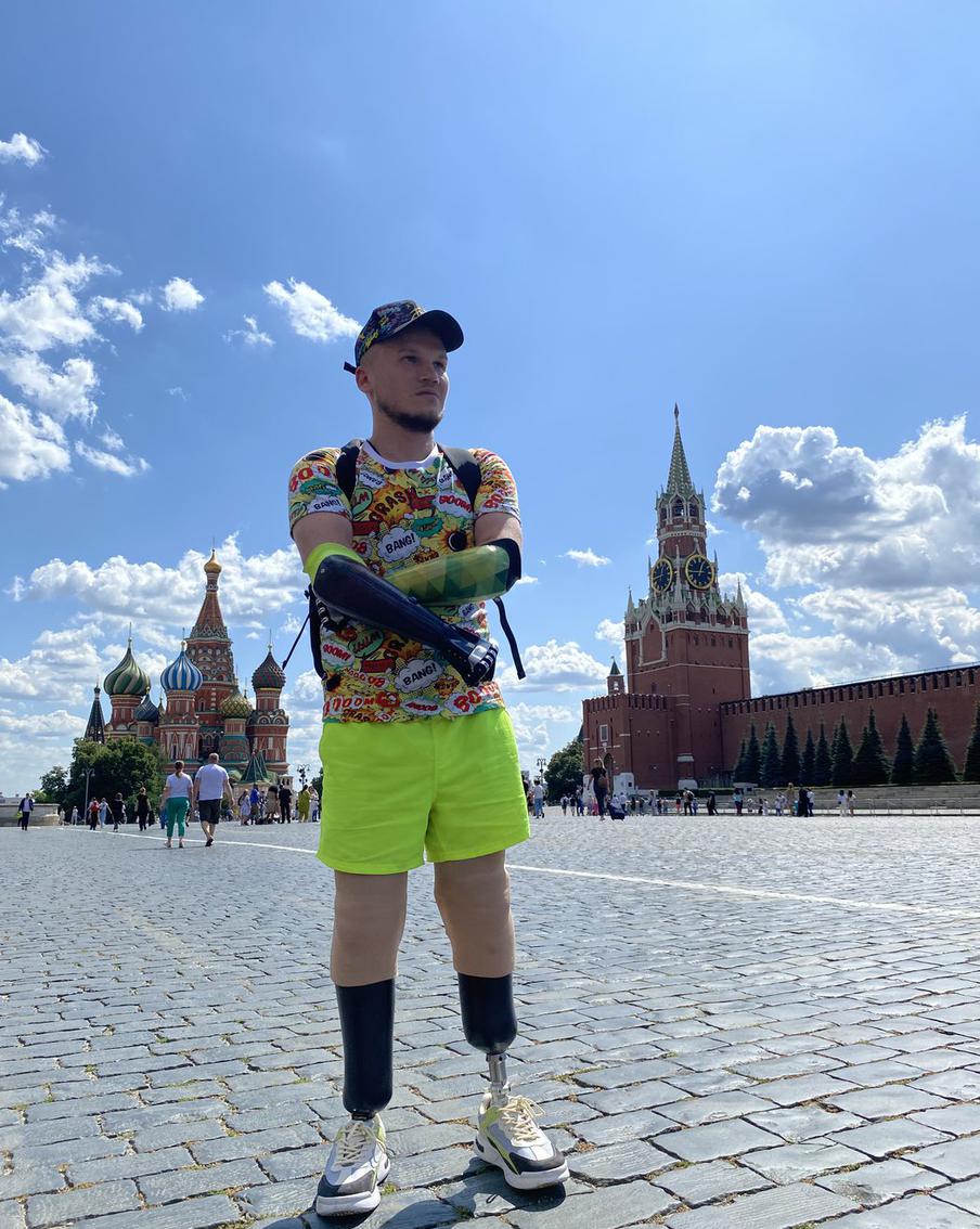 Как блогер без рук и ног Игорь Кошкин смог стать звездой в Интернете