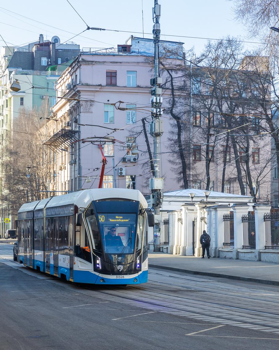 Максим Ликсутов рассказал о том, как идут работы по восстановлению трамвайной линии на Трифоновской улице