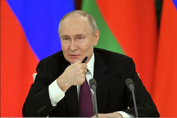 Украина не в НАТО, звонки Путину из Киева: хроника очередных событий украинского кризиса