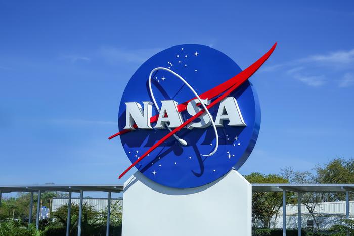 Корабль Crew Dragon отправился на МКС для эвакуации со станции застрявших там на девять месяцев космонавтов