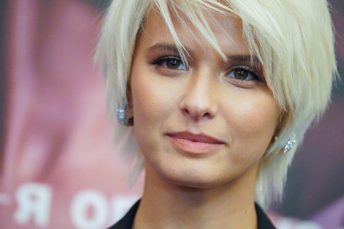 Актрисе Любови Аксёновой исполнилось 35 лет