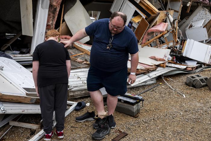 Торнадо и пыльные бури стали причиной гибели минимум 33 человек на юго-востоке США