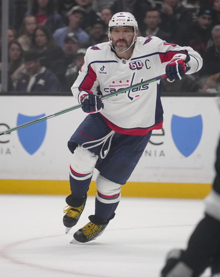 Овечкин приблизился к "вечному рекорду" Уэйна Гретцки