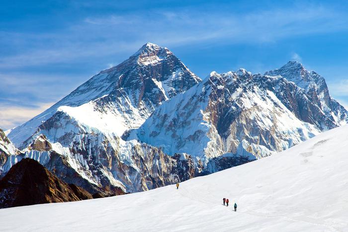 Icefall Doctors на Эвересте приступили к самой опасной работе в мире