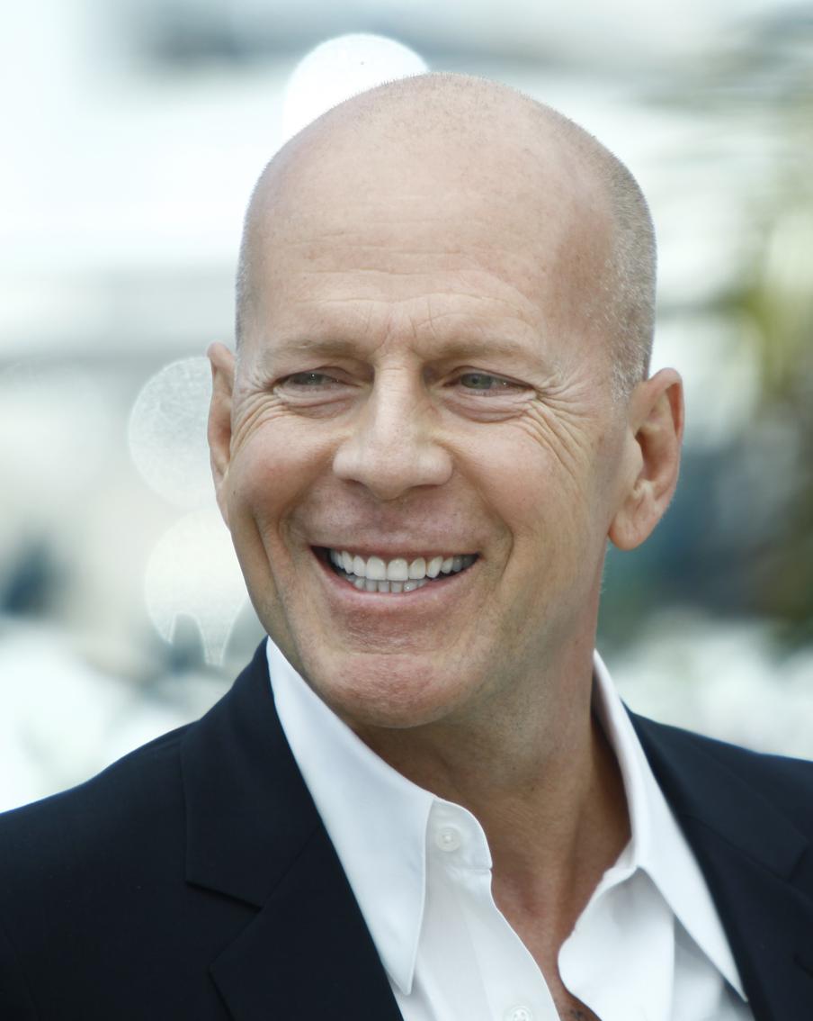 Брюс Уиллис отмечает 70-летний юбилей. Проверь, много ли ты знаешь из его биографии