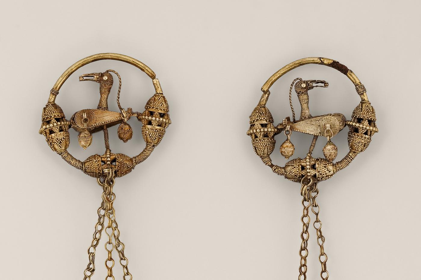 Какими украшениями татарские женщины защищали свои мысли от зла, а глаза – от конъюнктивита