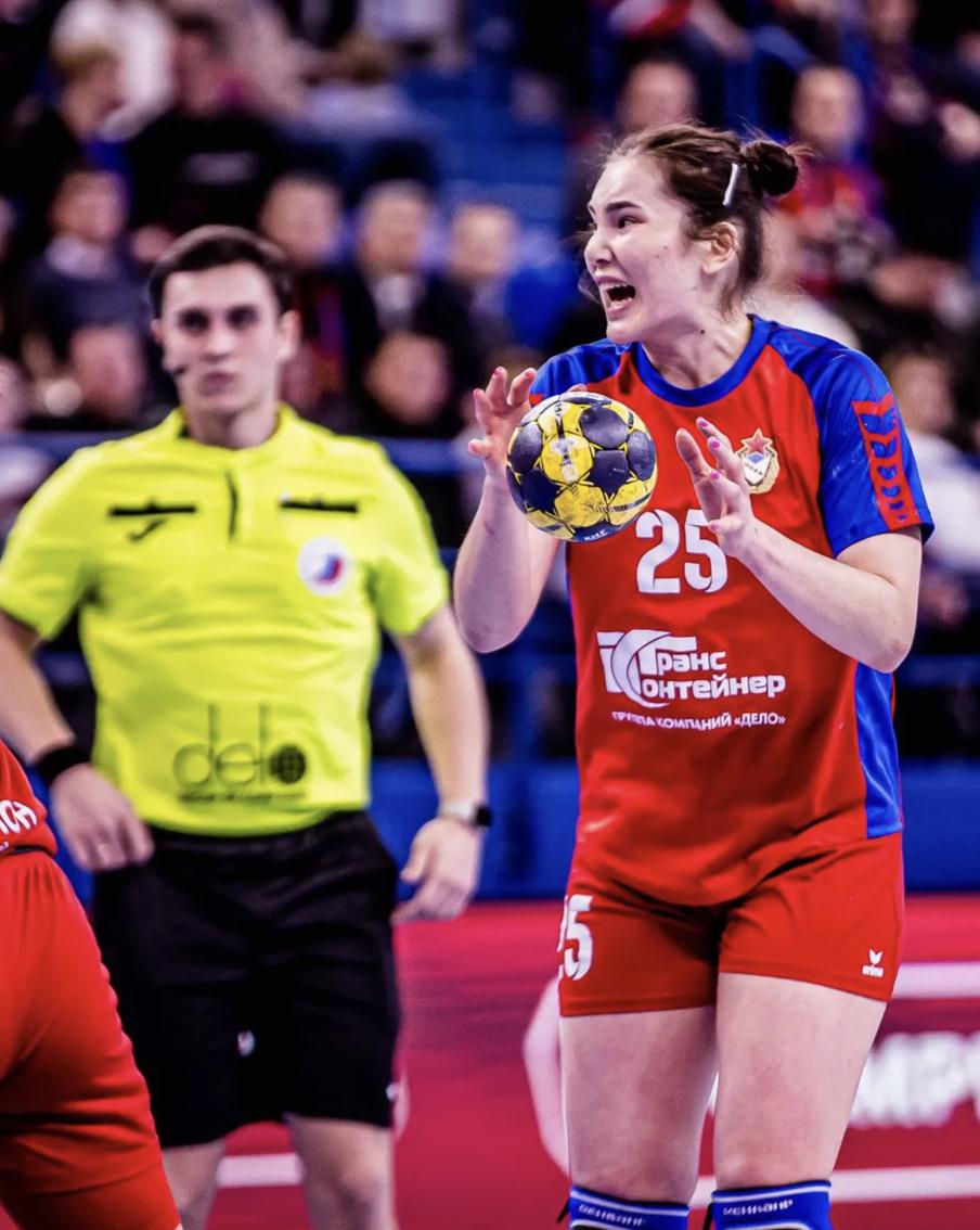 На какие виды спорта сходить в Москве: баскетбол, волейбол, гандбол, футбол