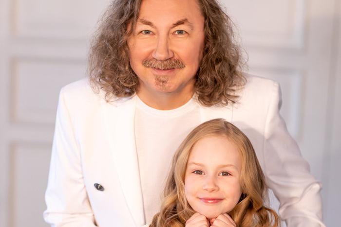 "Это первая сольная песня Вероники": дочка Игоря Николаева выпустила свой первый сингл