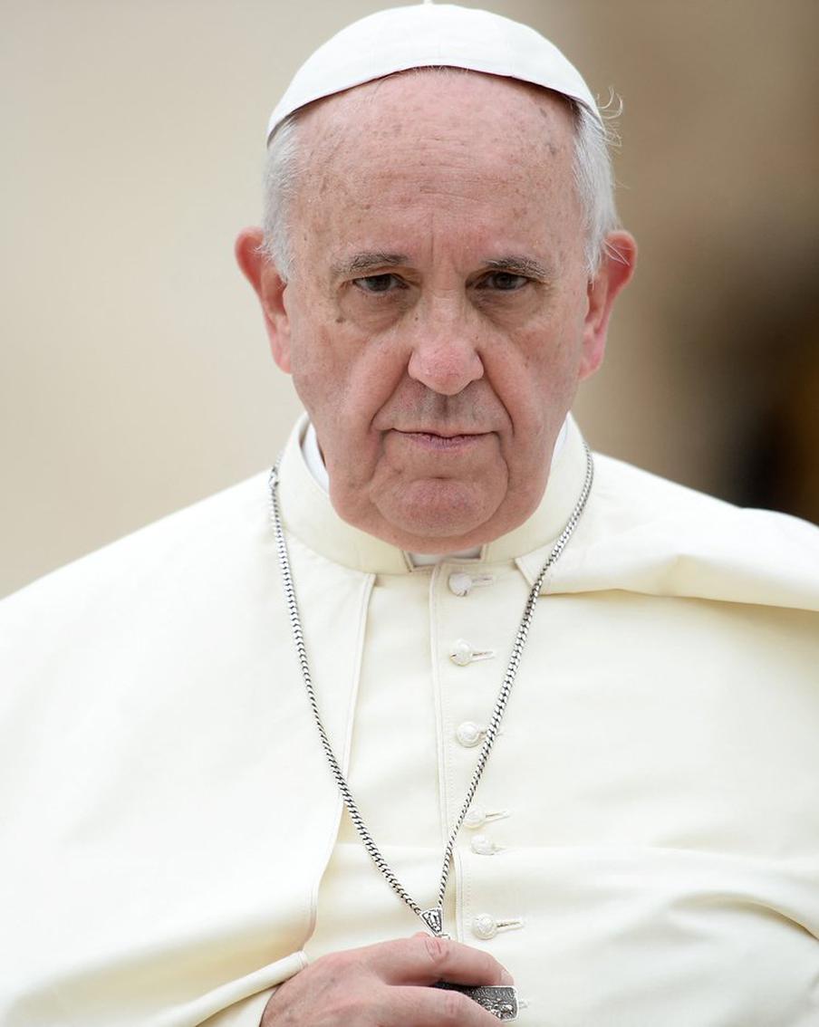 Кардинал заявил, что Франциску после лечения надо вновь учиться говорить