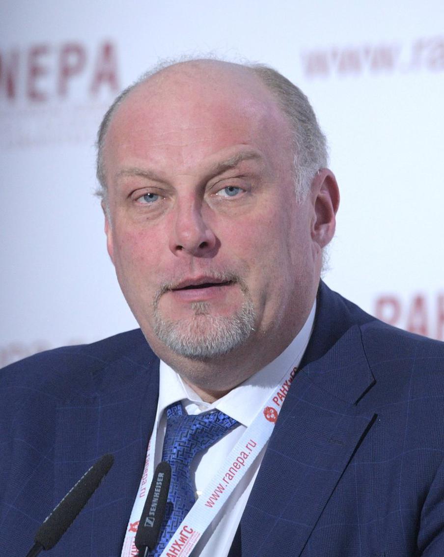 Тромбоэмболия стала причиной смерти бывшего главы комитета по туризму Санкт-Петербурга Сергея Корнеева