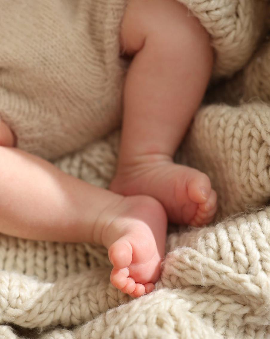 Орловским школьницам дадут по 100 тыс. рублей за беременность и роды