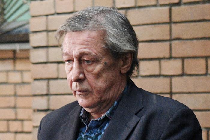 "Я не забываю о трагедии и о Сергее Захарове": Никита Ефремов прокомментировал освобождение отца