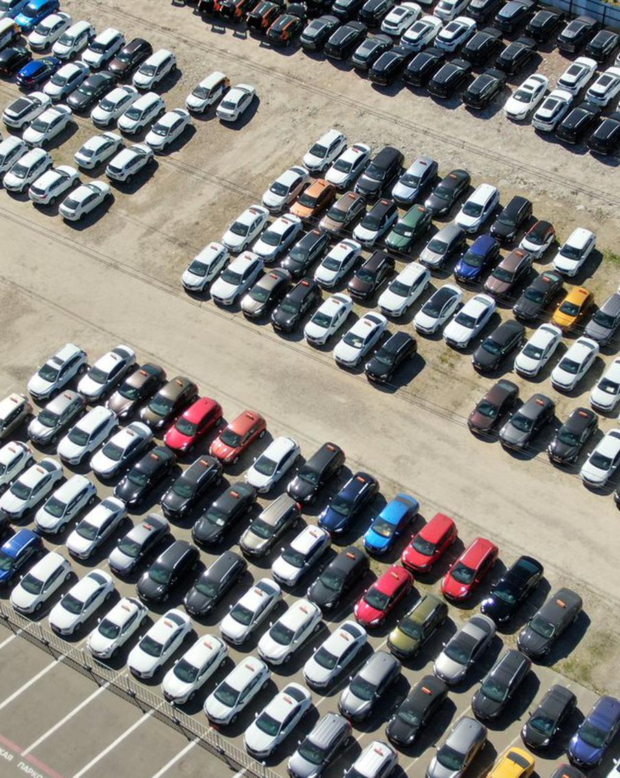 В России подешевели новые китайские машины. Дисконты по ним доходят до 1 млн рублей