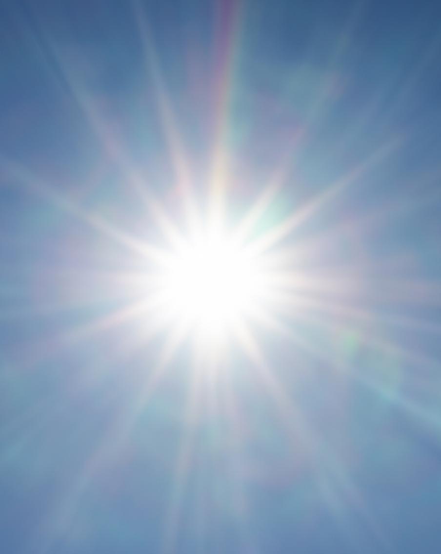 Полиция Красноярска проверит сообщения о загоравшей голой на балконе девушке