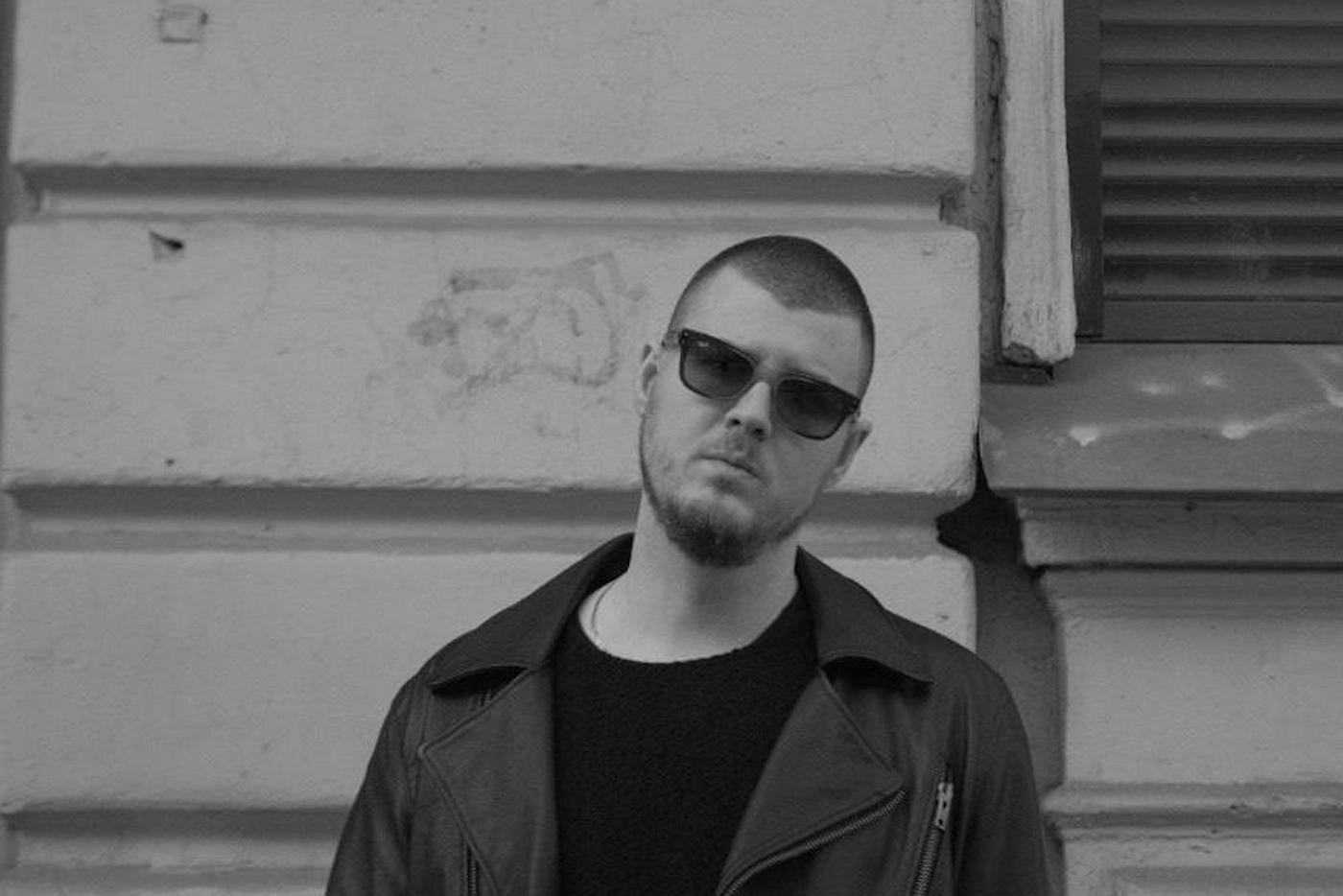 "В день свадьбы я был в сланцах": музыкант РИЧ рассказал Metro о любимых вещах