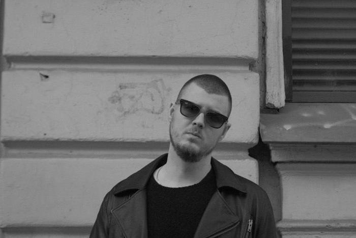 "В день свадьбы я был в сланцах": музыкант РИЧ рассказал Metro о любимых вещах