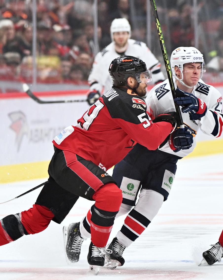 Чемпион проявил волю в плей-офф Кубка Гагарина: "Металлург" остаётся в игре