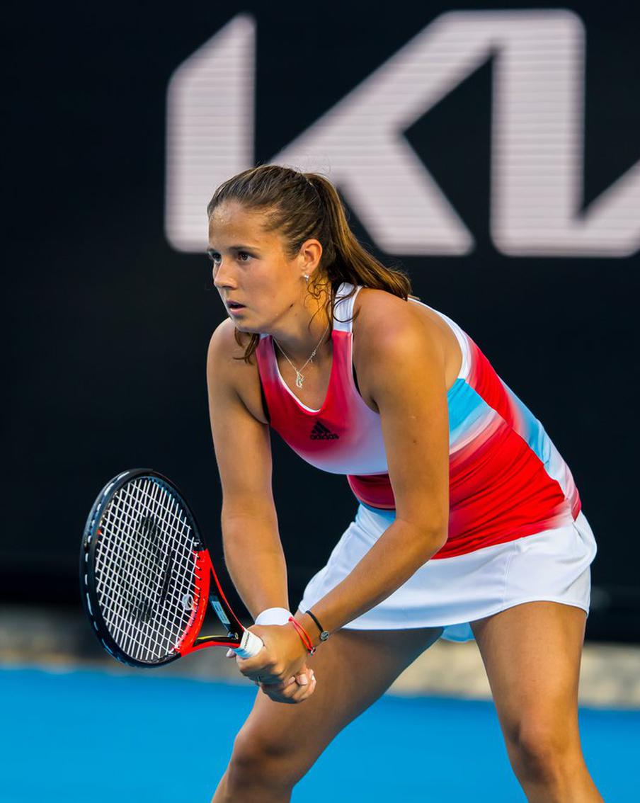 "Пусть теперь с кенгуру играет": Касаткина предпочла России Австралию