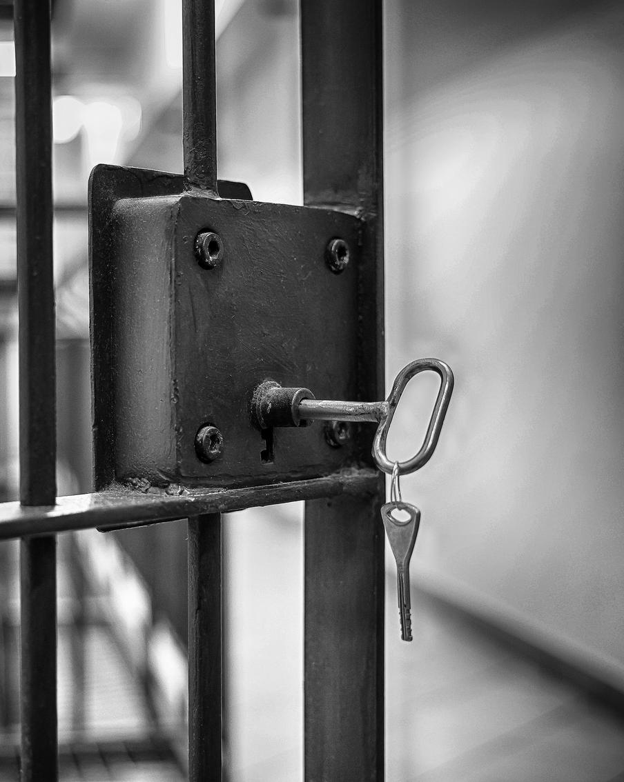 В Красноярске задержали ещё семь человек по делу о смерти пациентов от капельниц