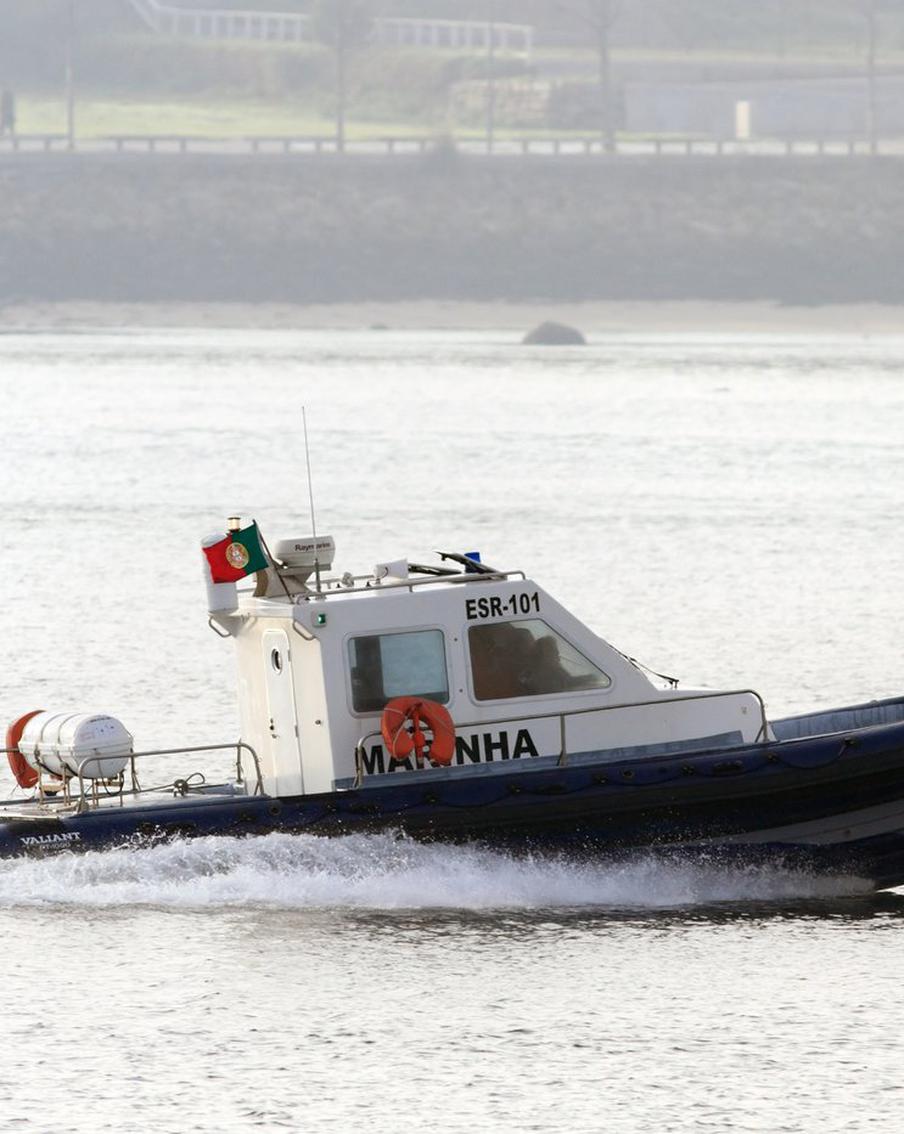 В Атлантике перехватили подлодку с 6,5 тоннами кокаина