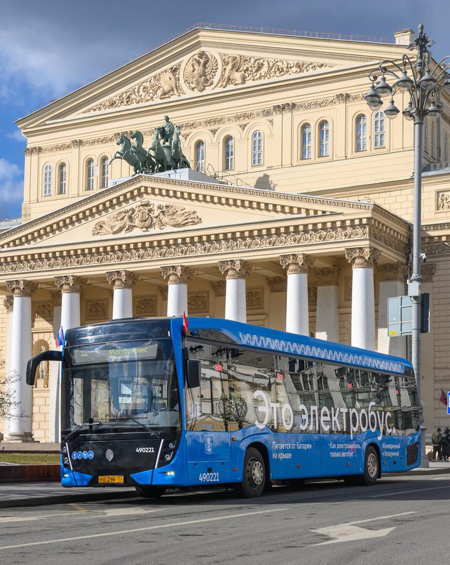 Максим Ликсутов рассказал, что количество поездок на электробусах с начала года выросло на треть