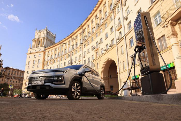 Проект "Энергия Москвы" возглавил рейтинг лучших зарядных операторов в России