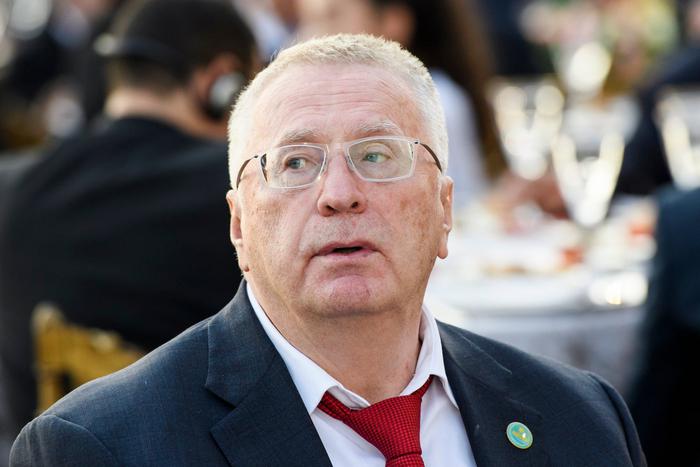 Рейтинг доверия Жириновскому продолжает расти после его смерти