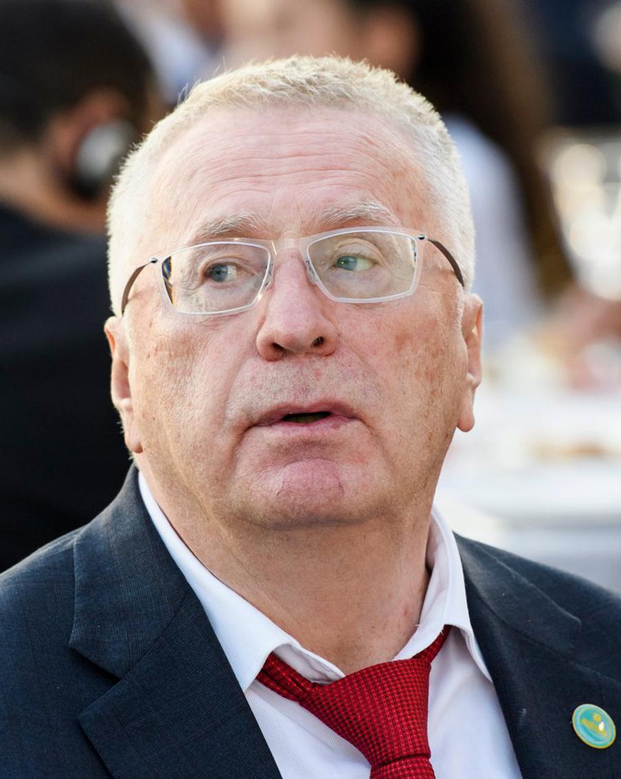 Рейтинг доверия Жириновскому продолжает расти после его смерти