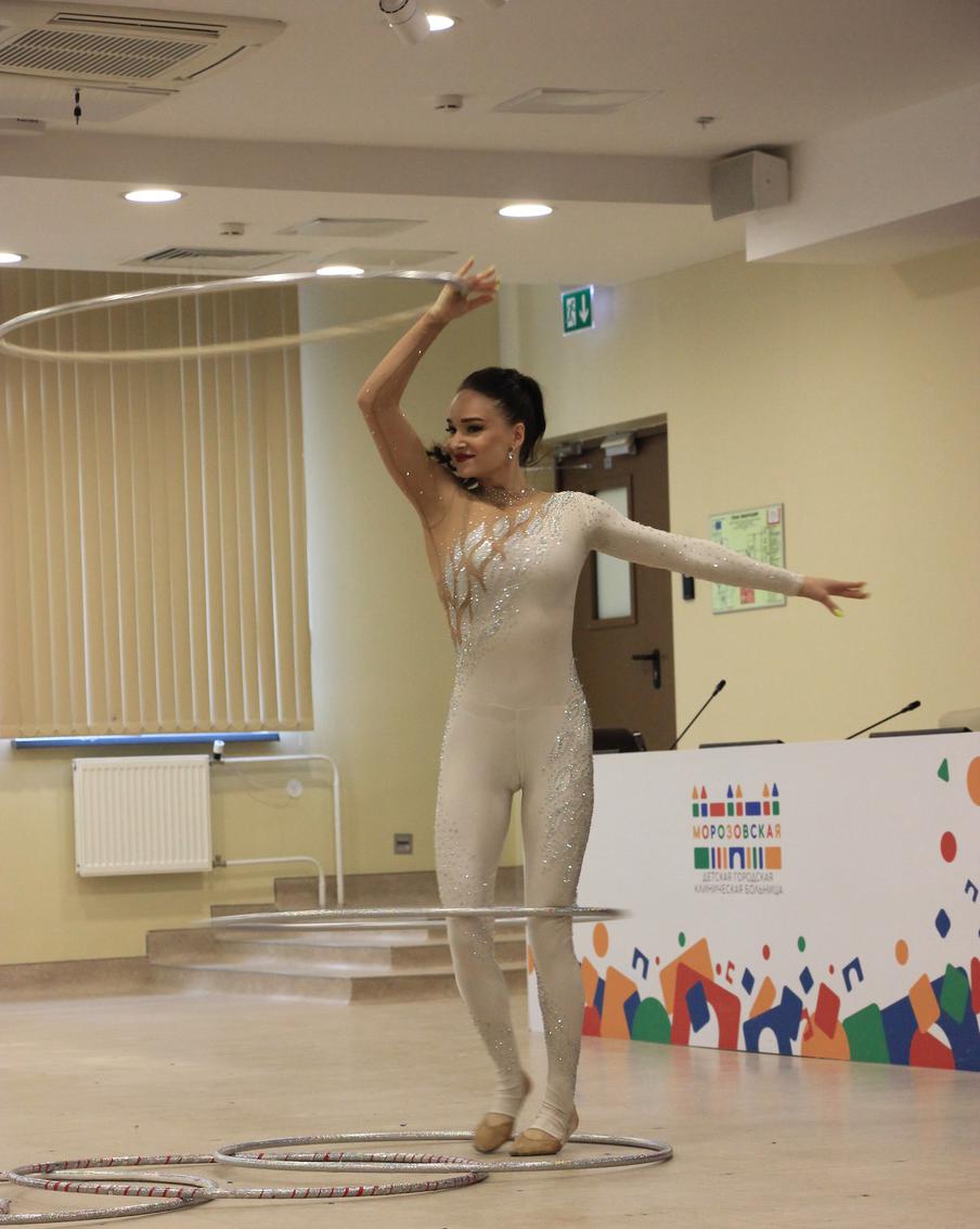 Выступление артистов Большого Московского цирка.