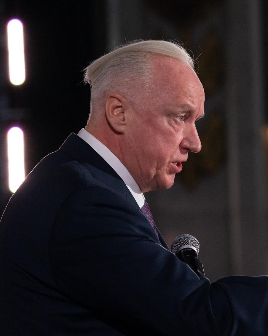 Глава Следкома России Бастрыкин взял на личный контроль расследование покушения на убийство школьницы в Иркутске