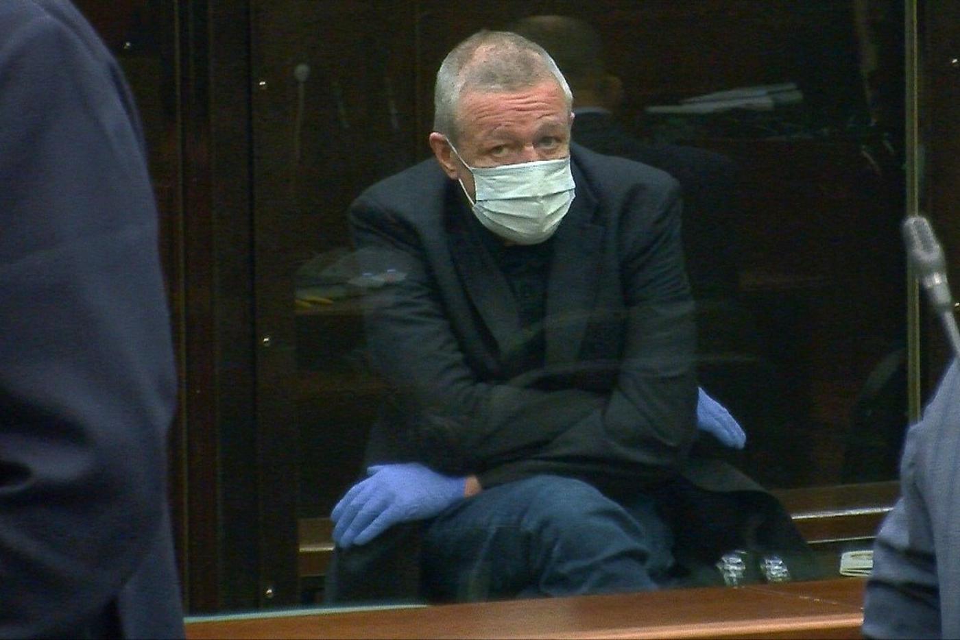 Михаил Ефремов вышел из исправительной колонии в Белгородской области