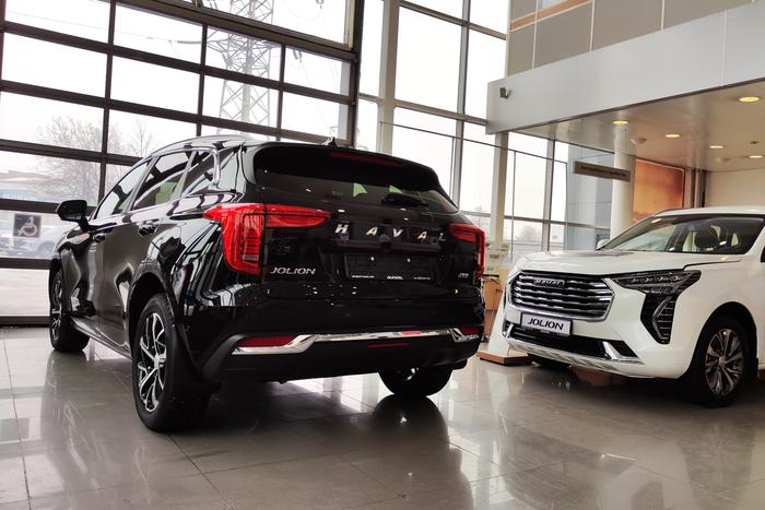 Количество китайских автосалонов в России резко сократилось в первом квартале 2025 года